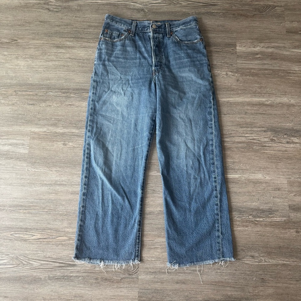 Levi’s Premium Ribcage Straight Ankle Women’s Jeans Medium Wash 29